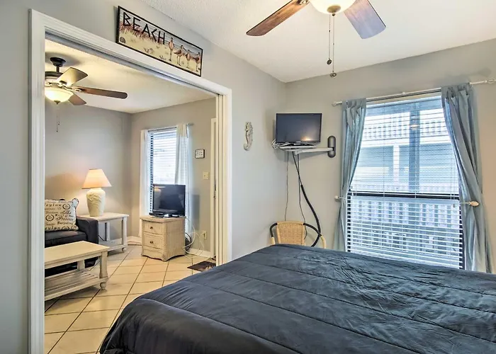W/ Pool Access: Steps To Beach! * Gulf Shores