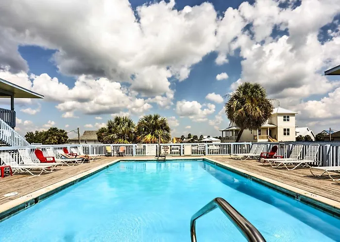 W/ Pool Access: Steps To Beach! * Gulf Shores